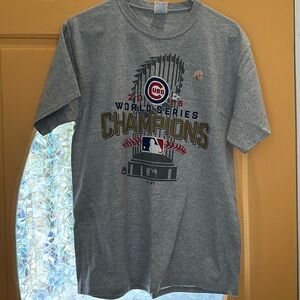 MLB majestic athletic mens tshirt medium new w tags Chicago cubs World Series